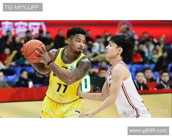 深入探讨成都篮球队的战术配合与球员默契程度的全面对比分析 深入探讨成都篮球队的战术配合与球员默契程度的全面对比分析